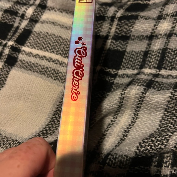 The Beauty Crop Oui Cherie Palette NWT - Picture 4 of 5